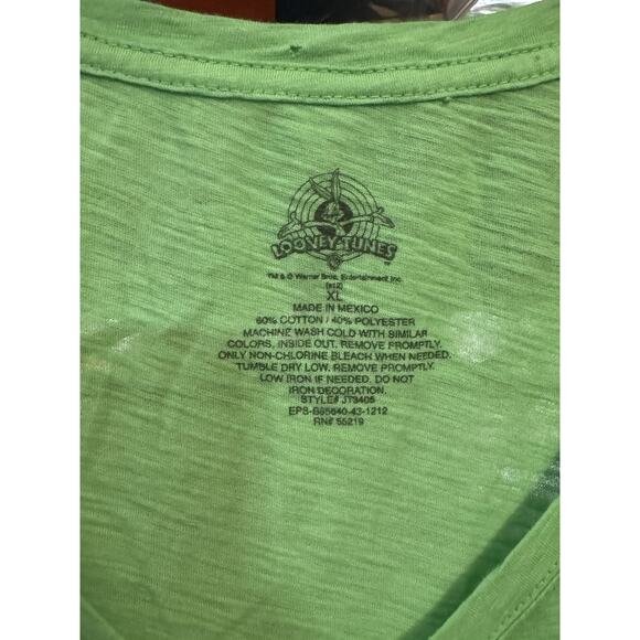 Looney Tunes Lucky Chick Tweety Bird St Patrick’s Day Graphic T Shirt XL - Picture 3 of 4
